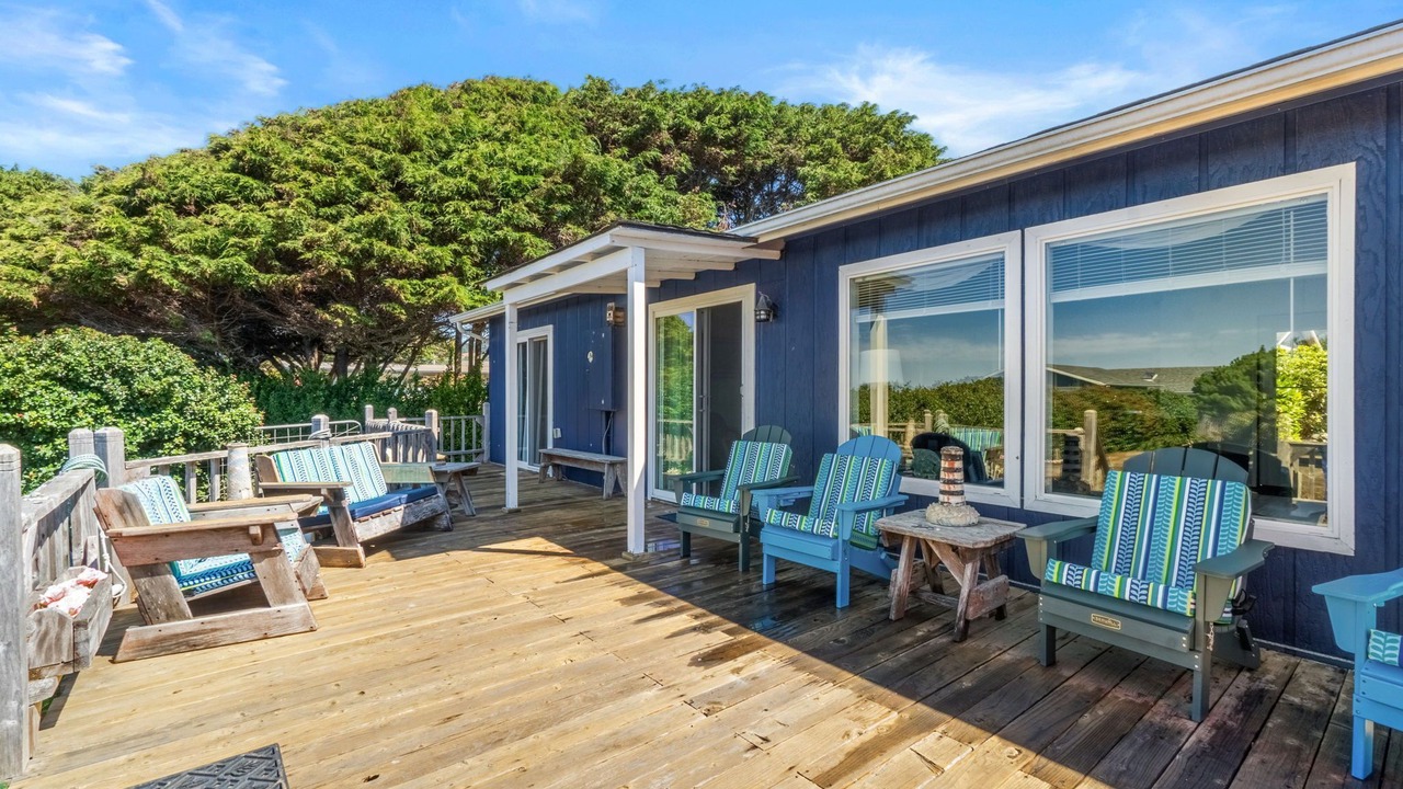Photo of Patio Balcony in Smith River