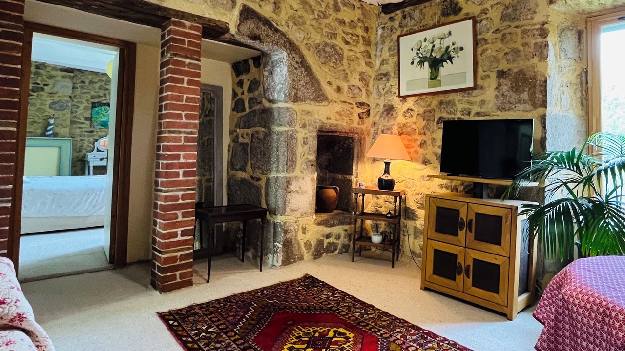 Photo of Bedroom in Saint-Mamet-la-Salvetat