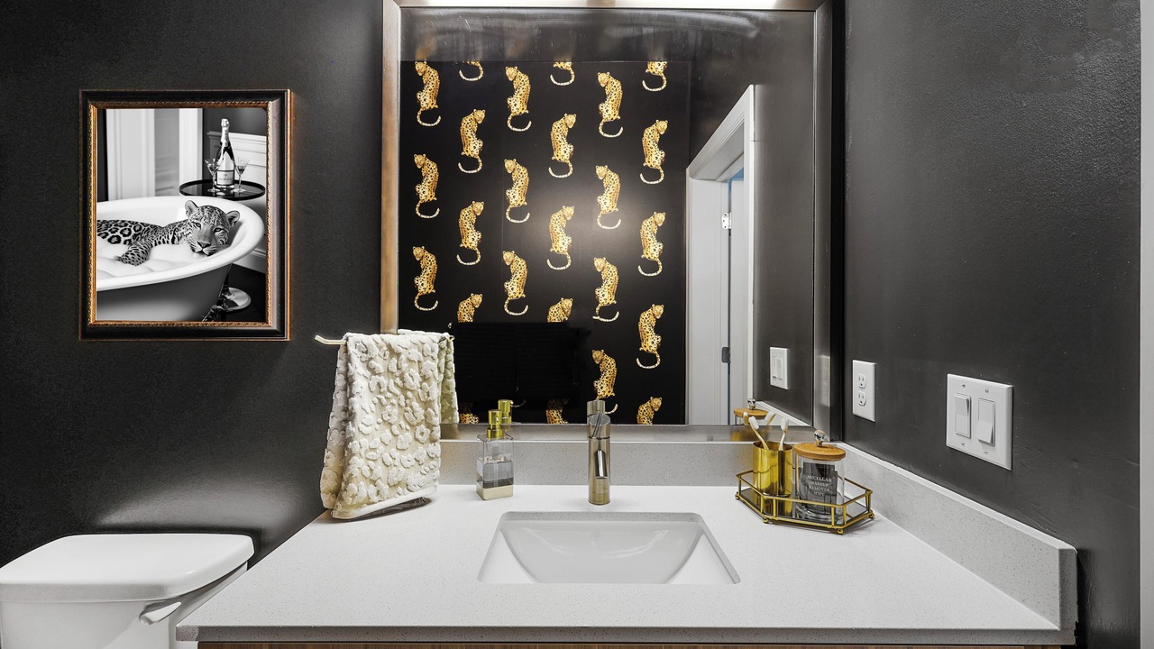 Photo of Bathroom in Eighth Avenue