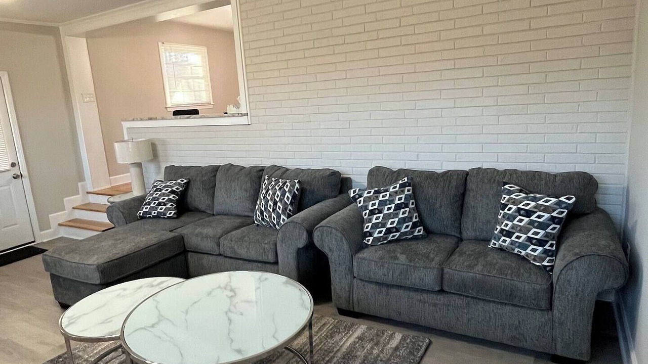 Photo of Livingroom in Burlington