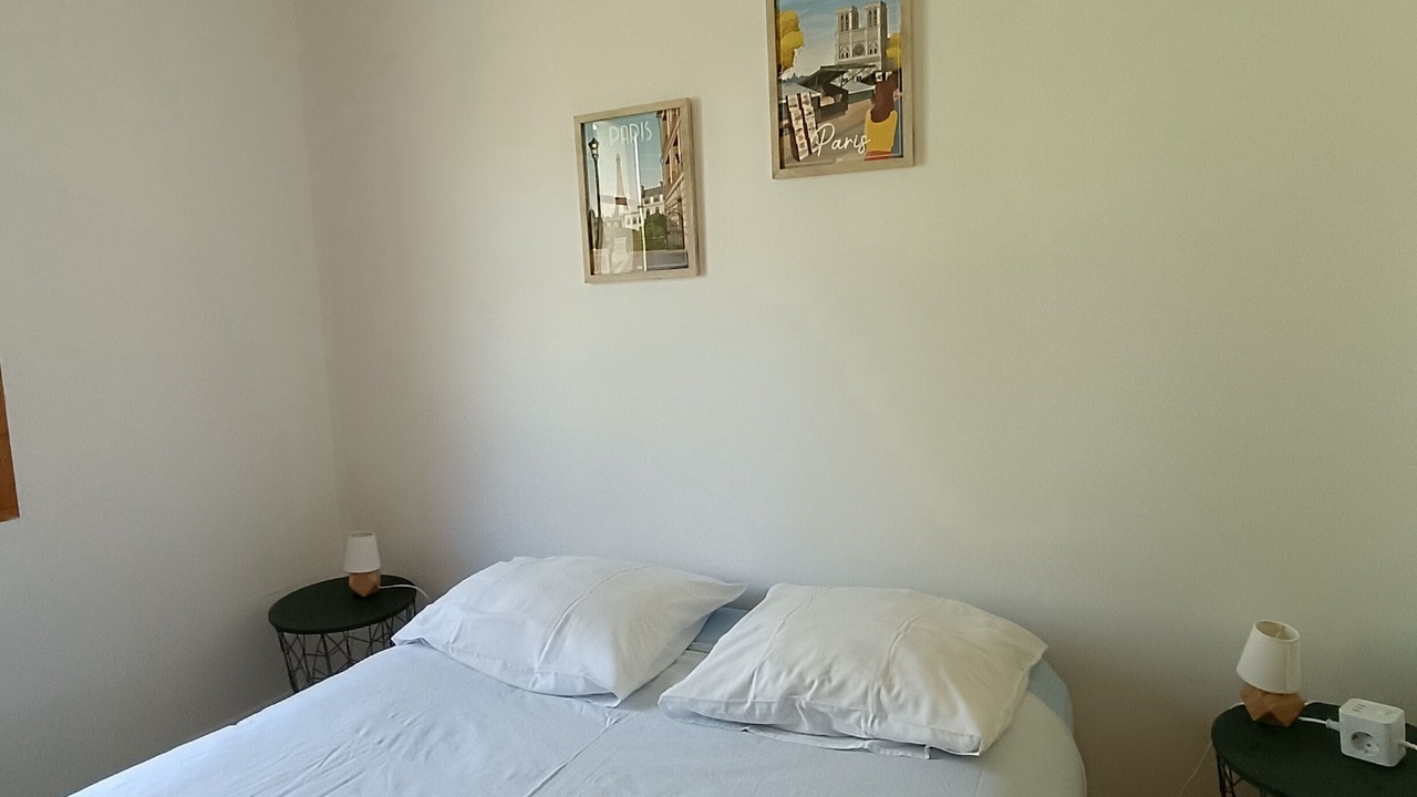 Photo of Bedroom in Montge-en-Goele