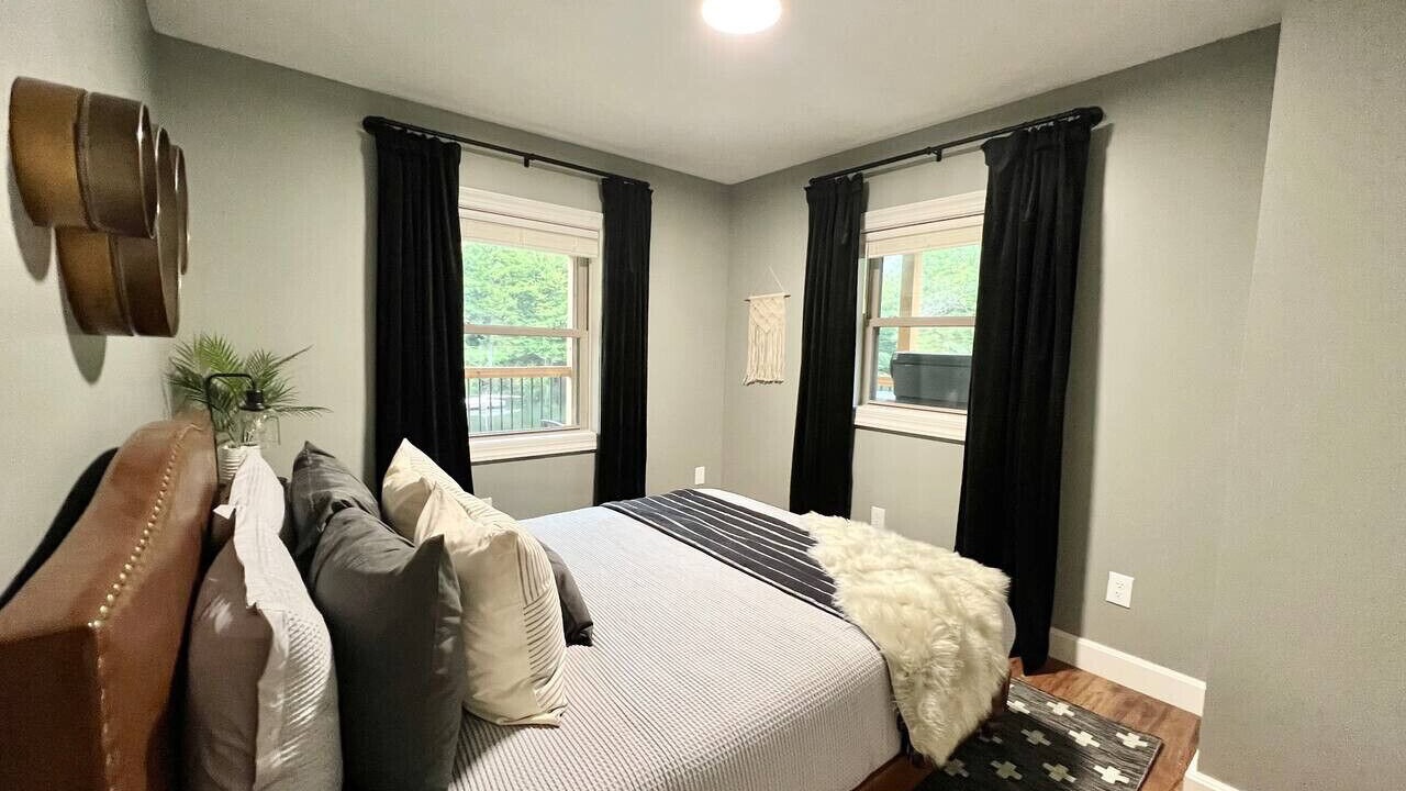 Photo of Bedroom in South Rutland
