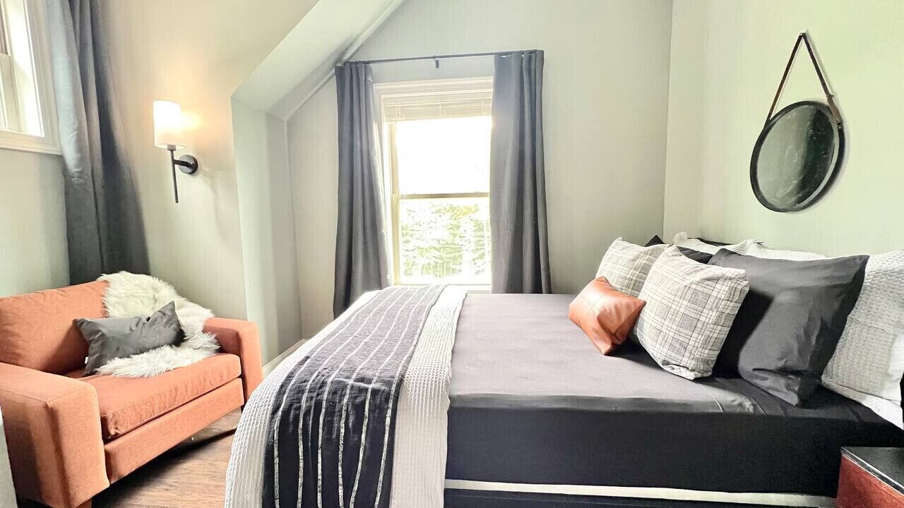 Photo of Bedroom in South Rutland