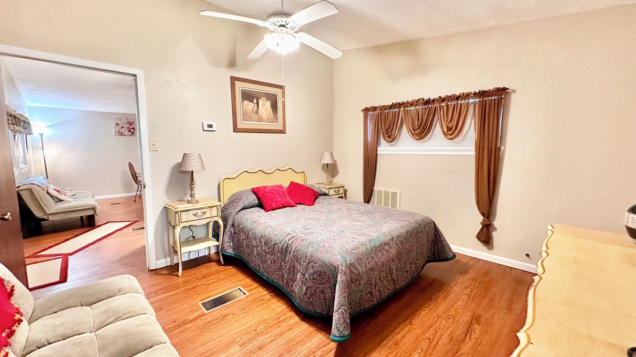 Photo of Bedroom in Negreet