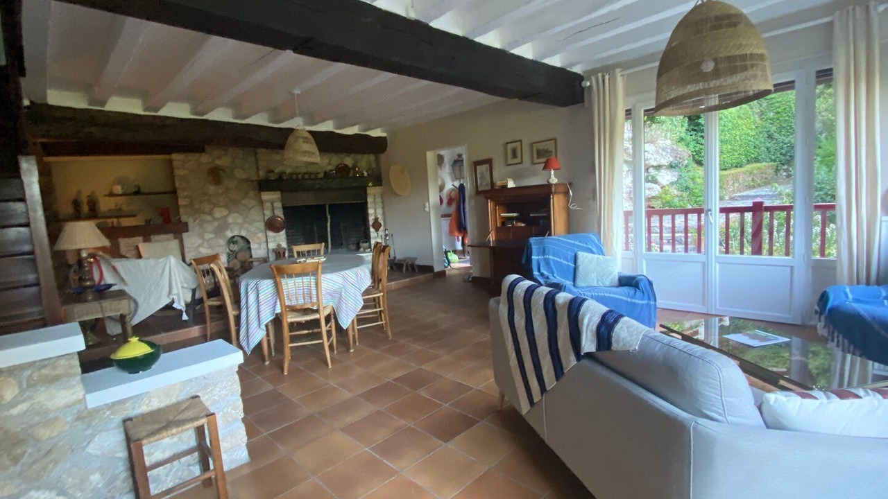 Photo of Livingroom in Courcay