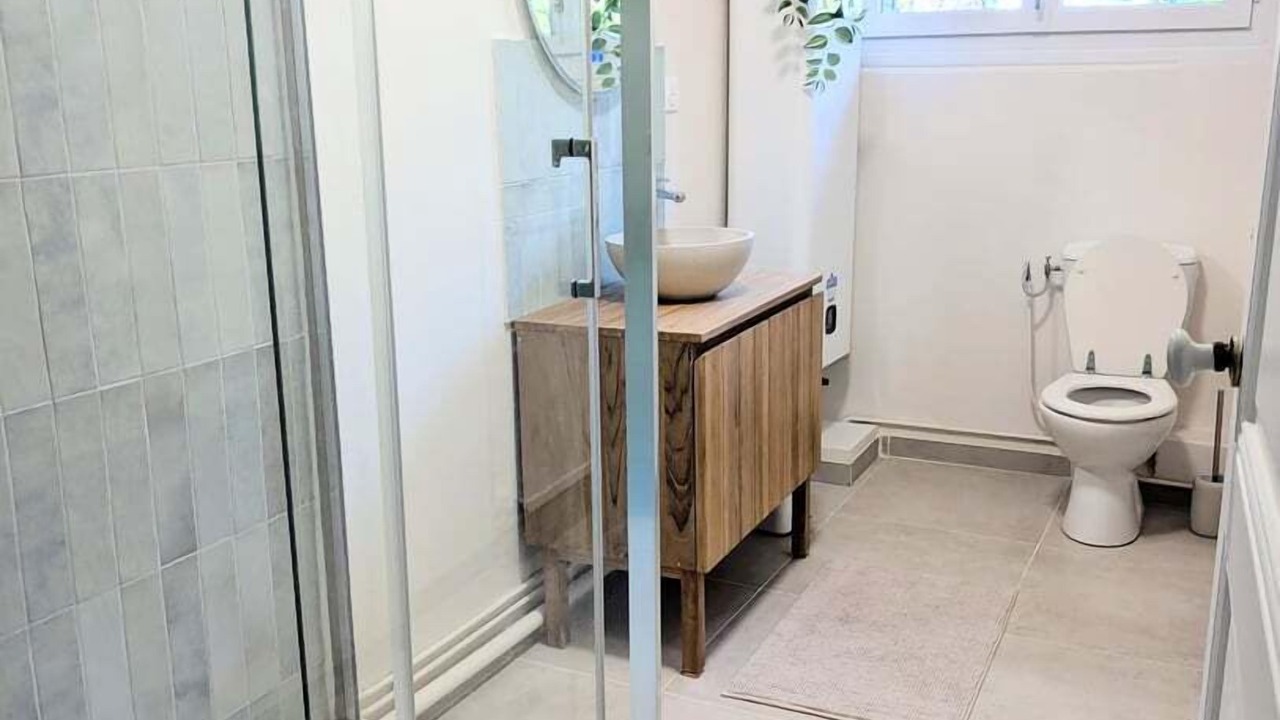Photo of Bathroom in Courcay