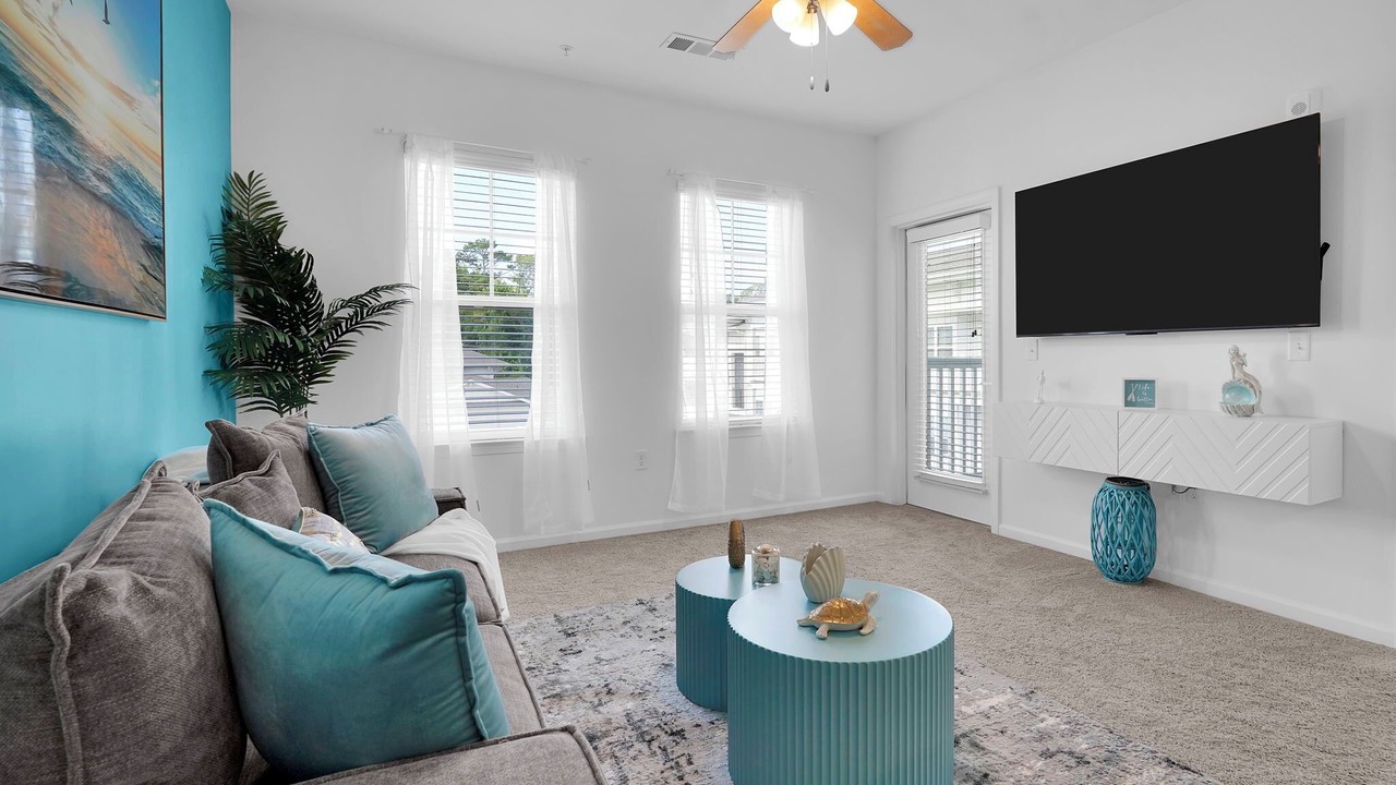 Photo of Livingroom in Orange Park