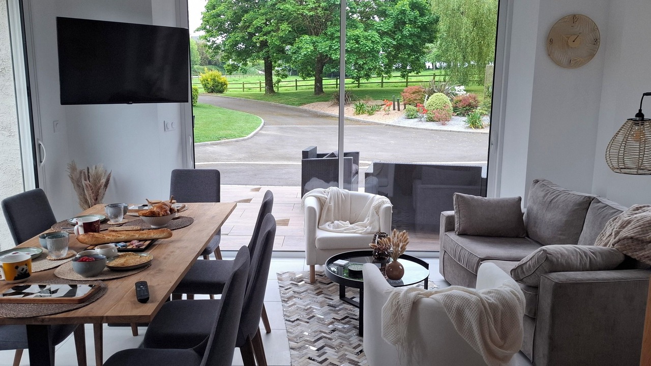 Photo of Others in Le Val-Saint-Pere