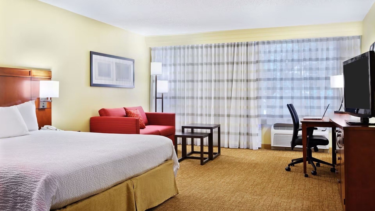 Photo of Bedroom in Brookhollow