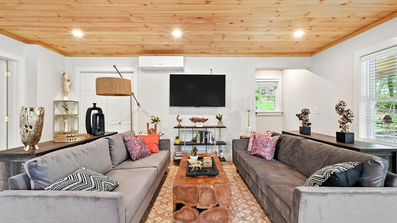 Photo of Livingroom in Edgecomb