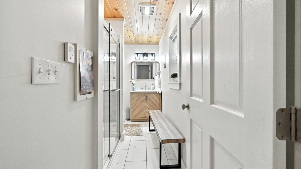 Photo of Bathroom in Edgecomb