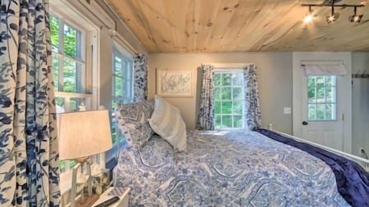 Photo of Bedroom in Edgecomb