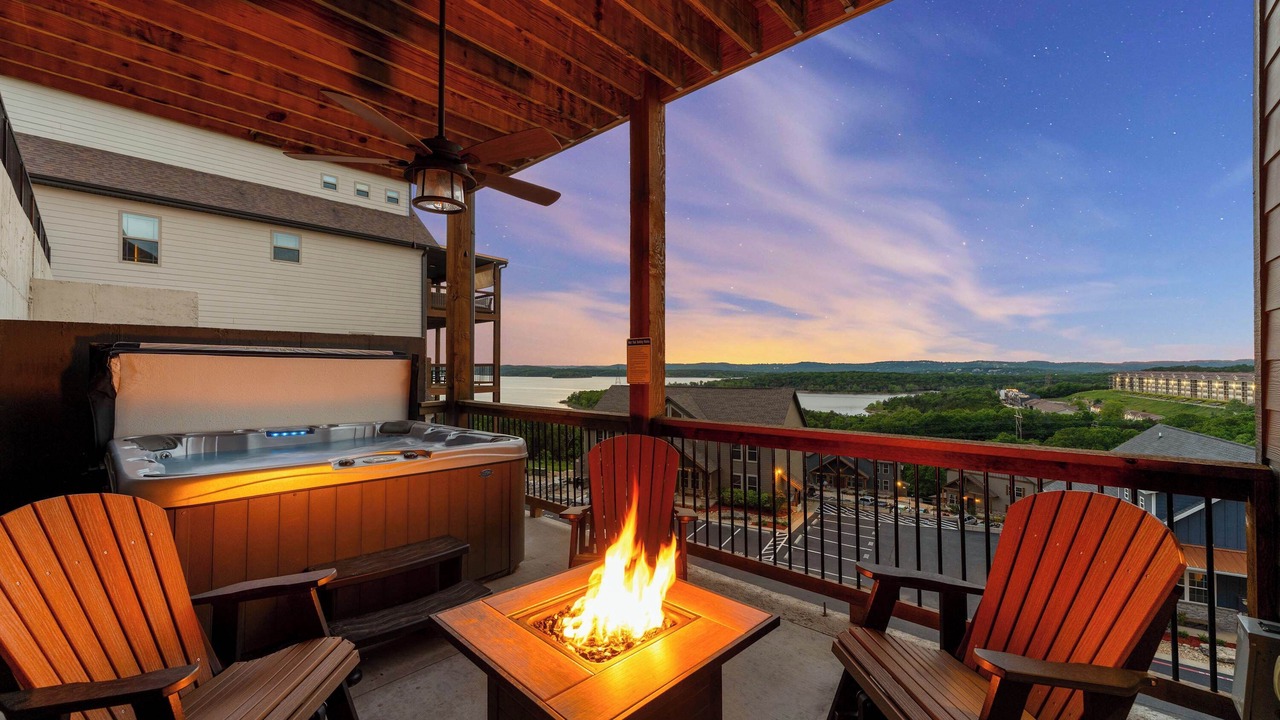 Photo of Patio Balcony in Table Rock
