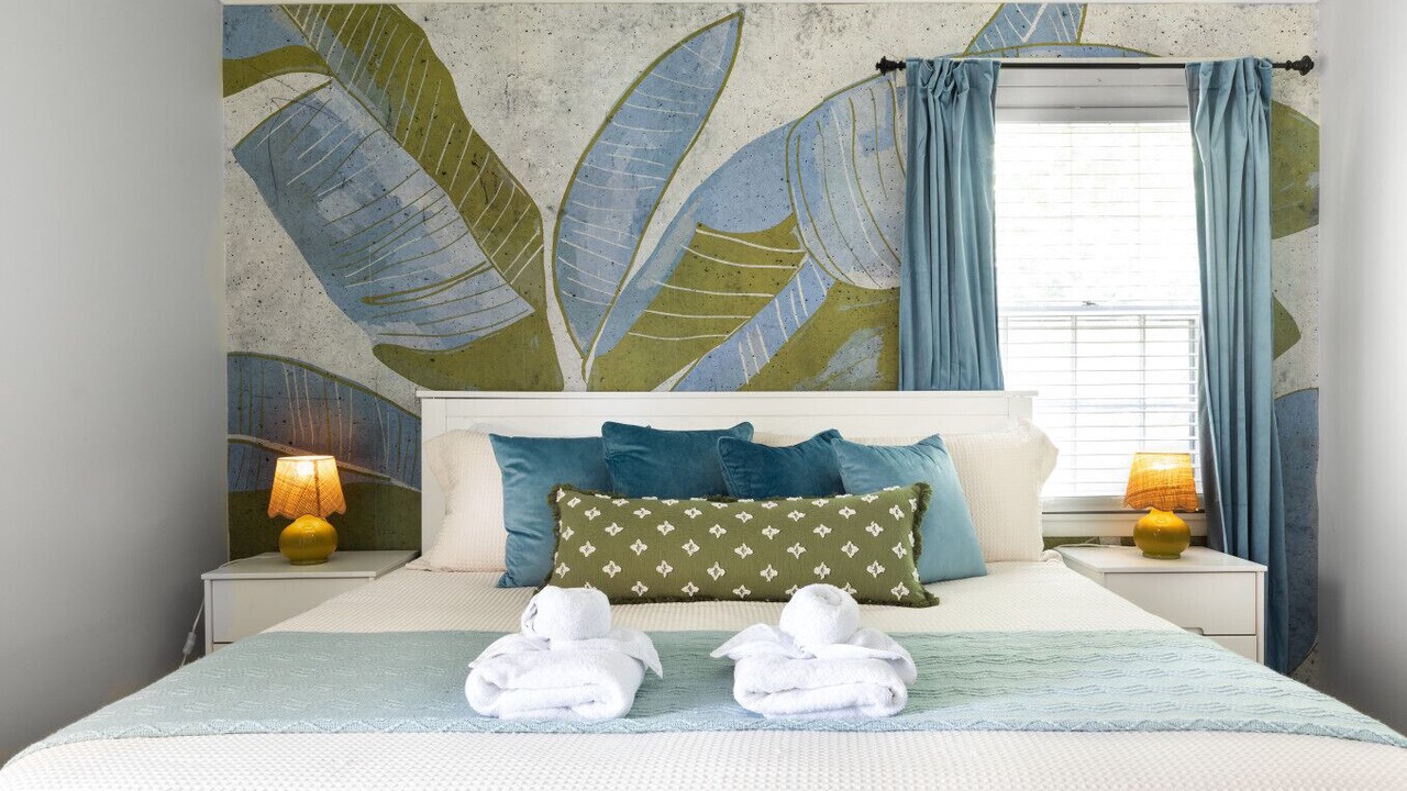 Photo of Bedroom in Isle of Hope Historic District