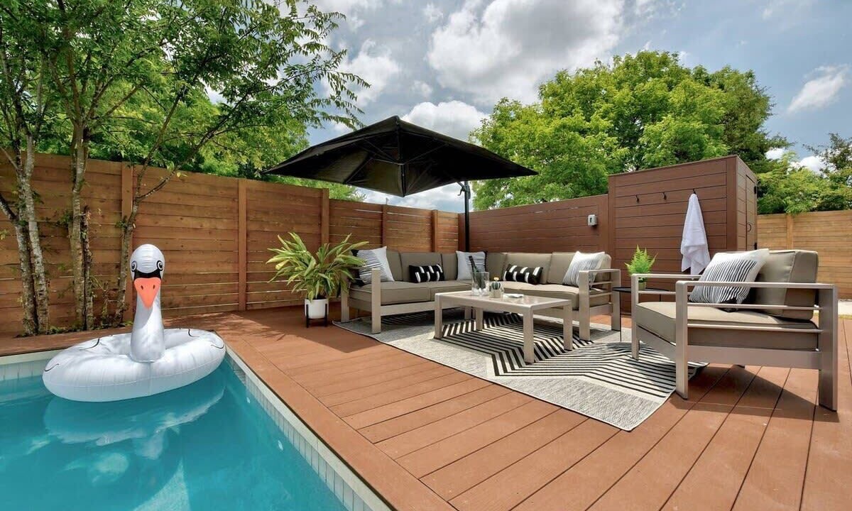 Photo of Outdoor in East MLK