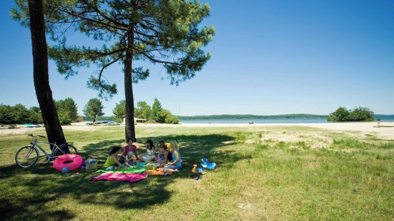 Photo of Outdoor in Gastes