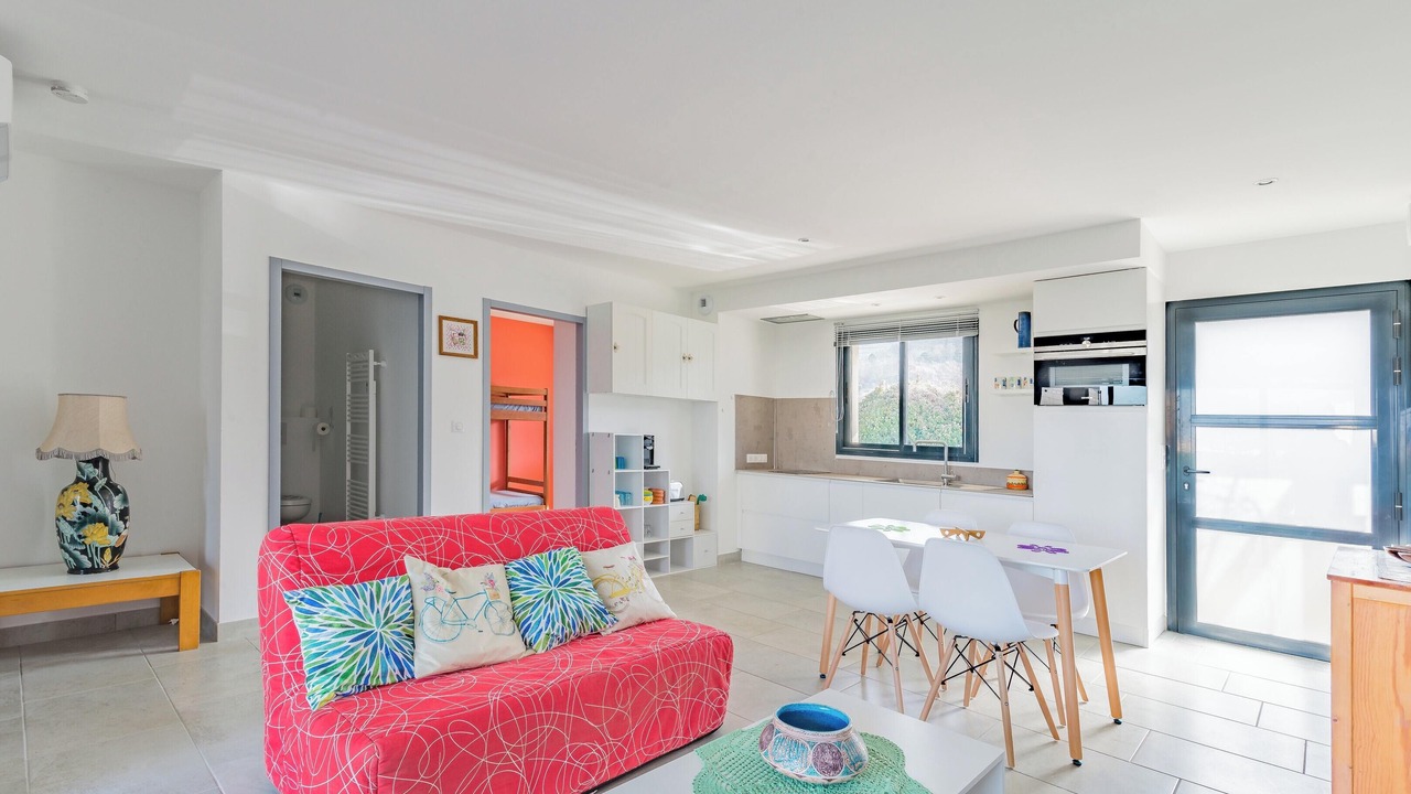Photo of Livingroom in Malaucene