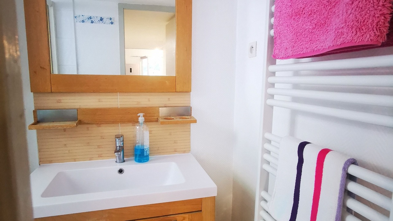 Photo of Bathroom in Fiquefleur-Equainville