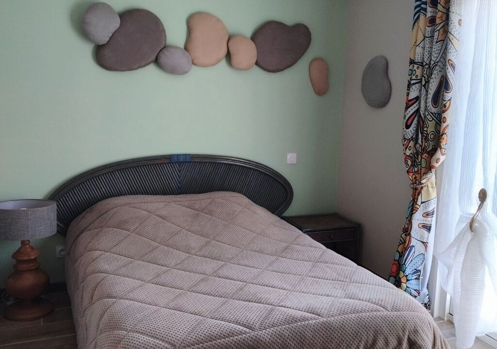Photo of Bedroom in Abeilhan