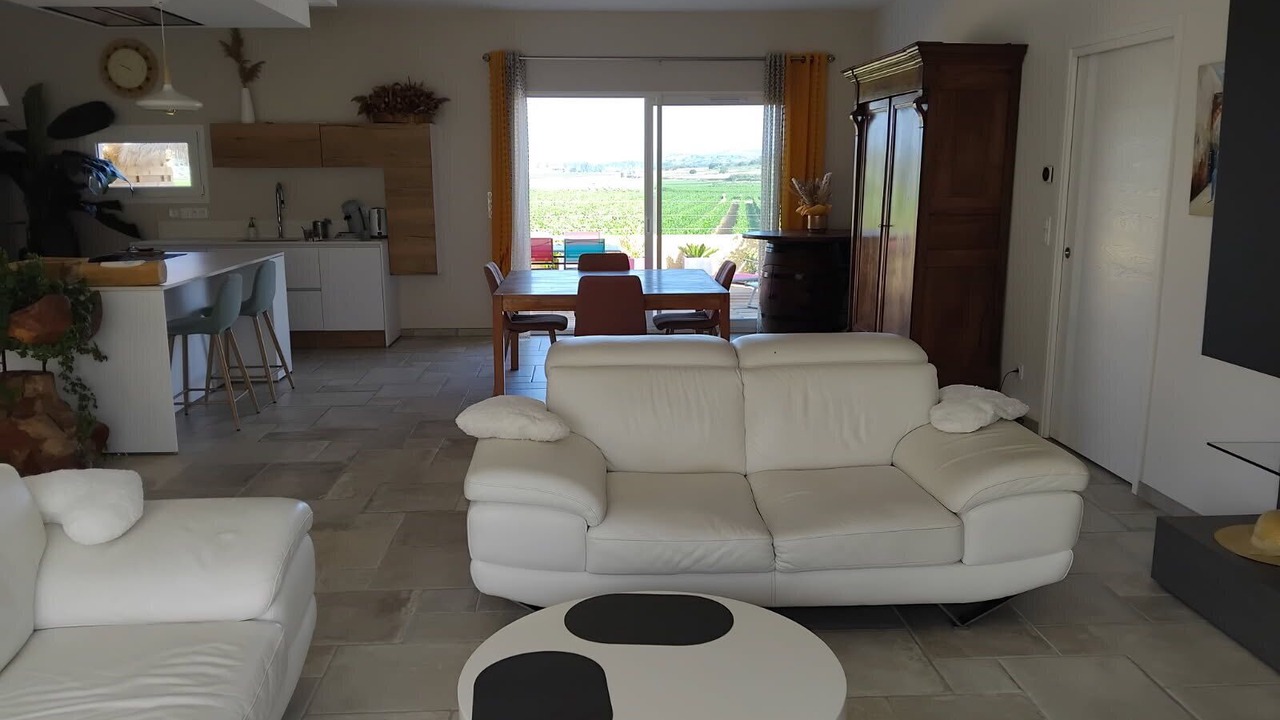 Photo of Livingroom in Abeilhan