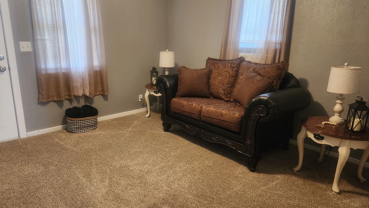 Photo of Livingroom in Crestline