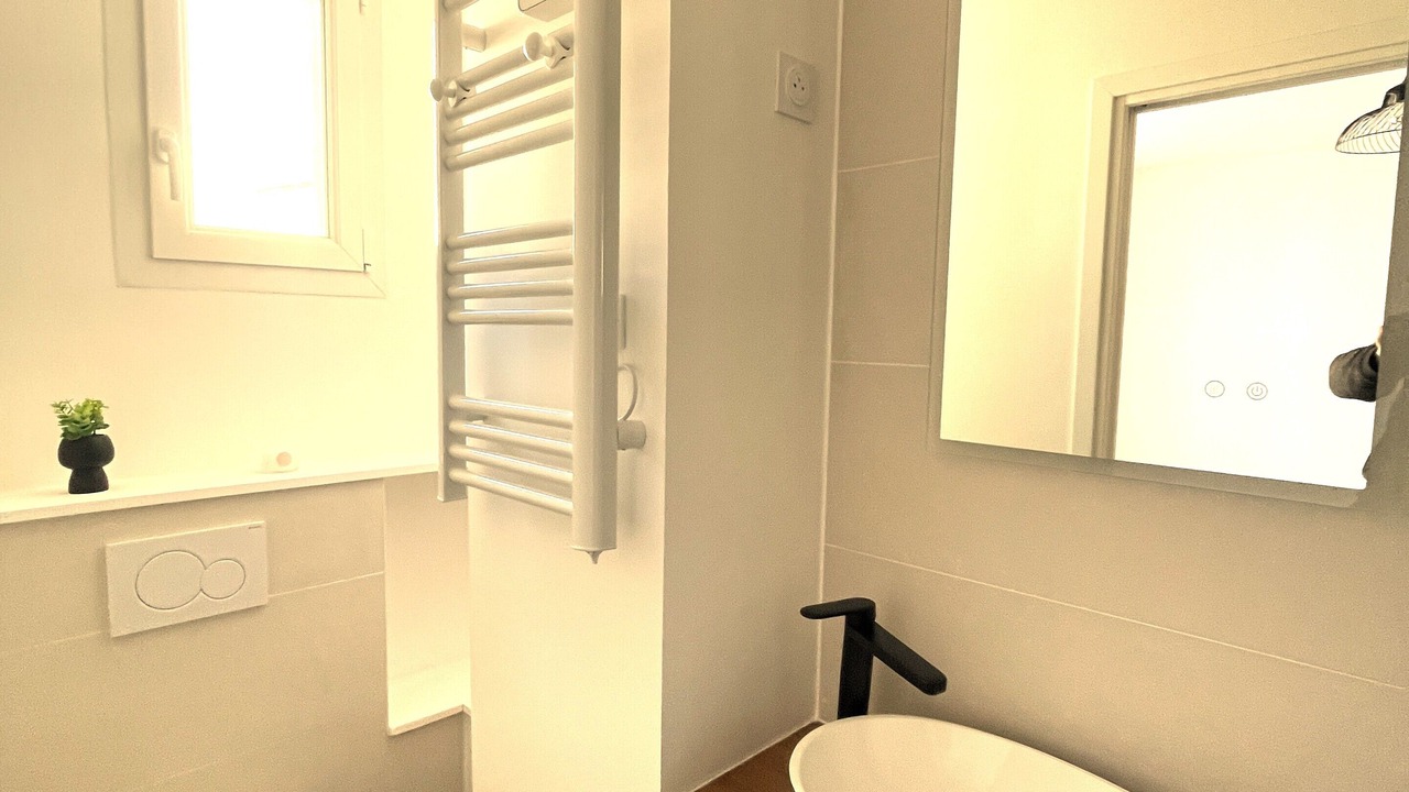 Photo of Bathroom in Bas de Venoix