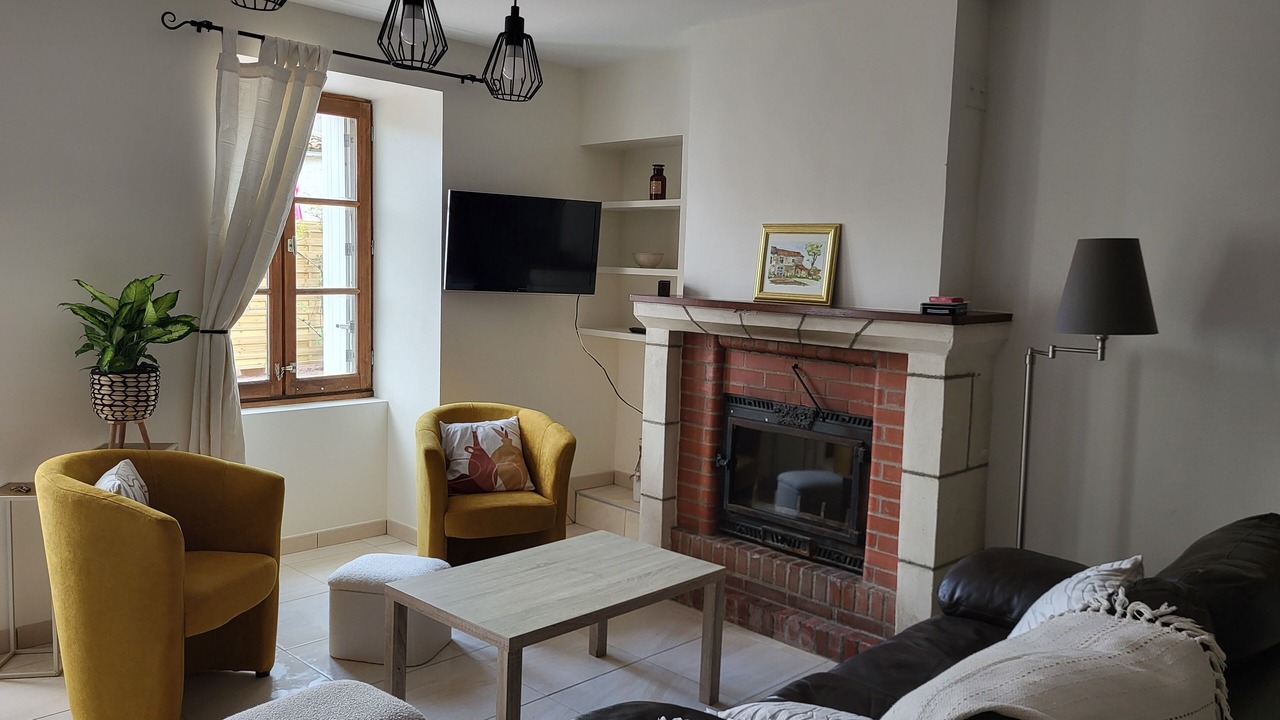 Photo of Livingroom in Doue-en-Anjou