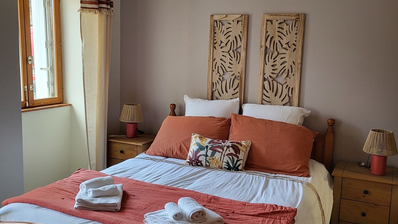 Photo of Bedroom in Doue-en-Anjou