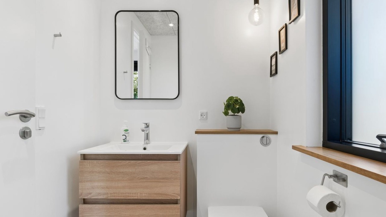 Photo of Bathroom in Listed