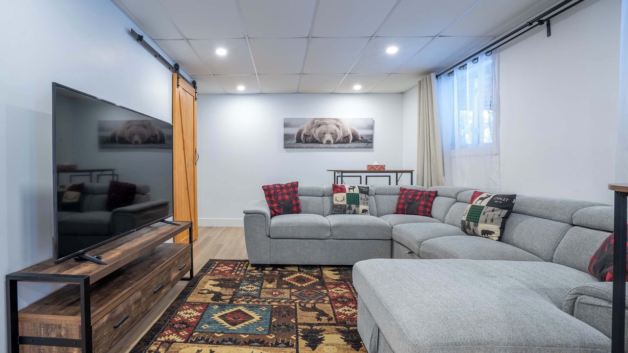 Photo of Livingroom in St-Adolphe-d'Howard
