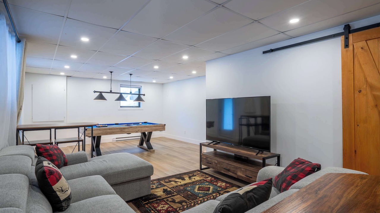 Photo of Livingroom in St-Adolphe-d'Howard