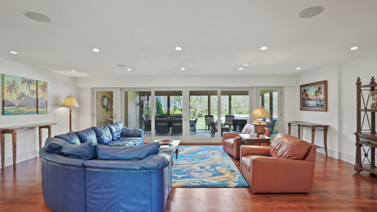 Photo of Livingroom in Chilmark