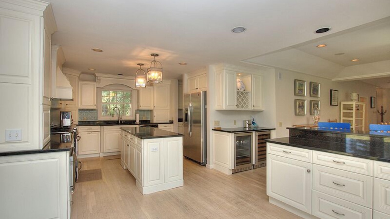 Photo of Kitchen in Beach Lagoon