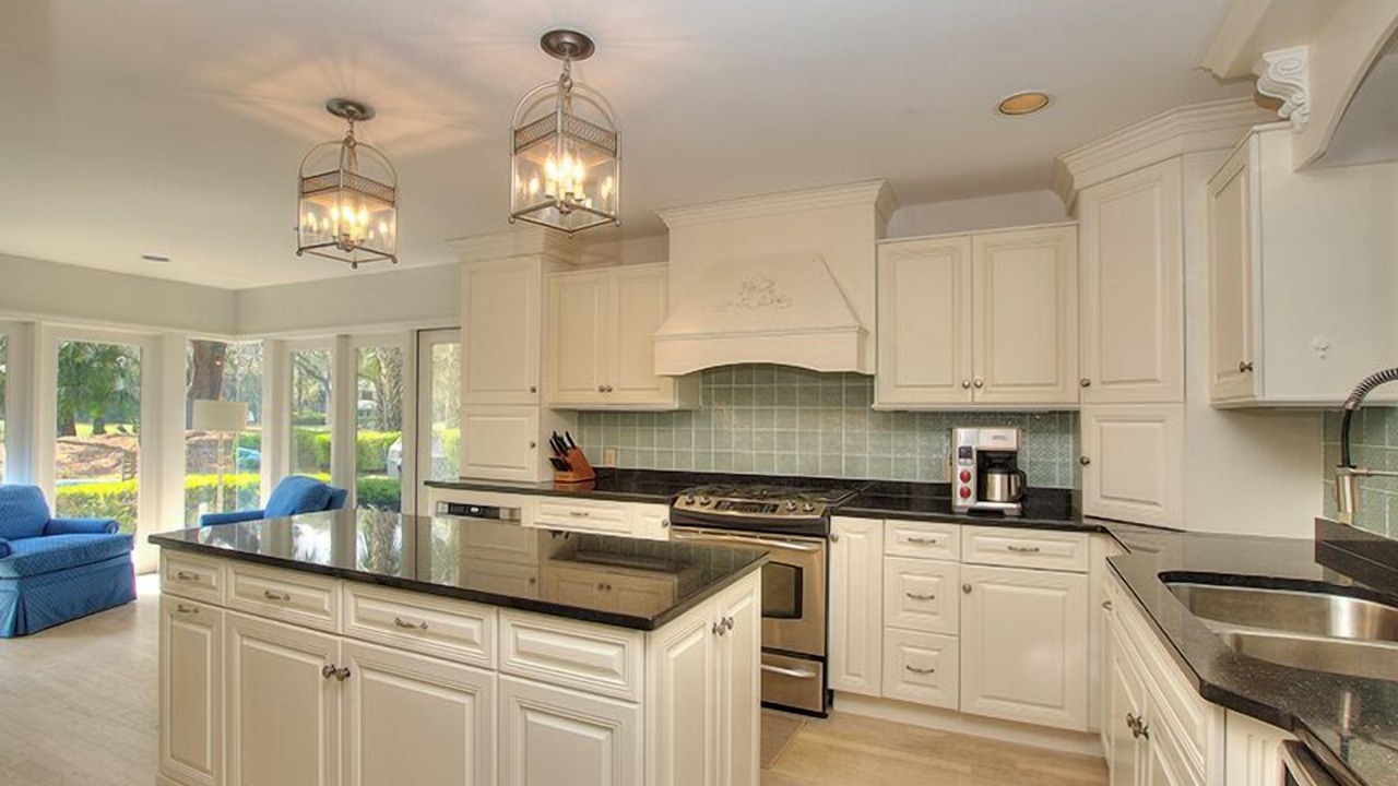 Photo of Kitchen in Beach Lagoon