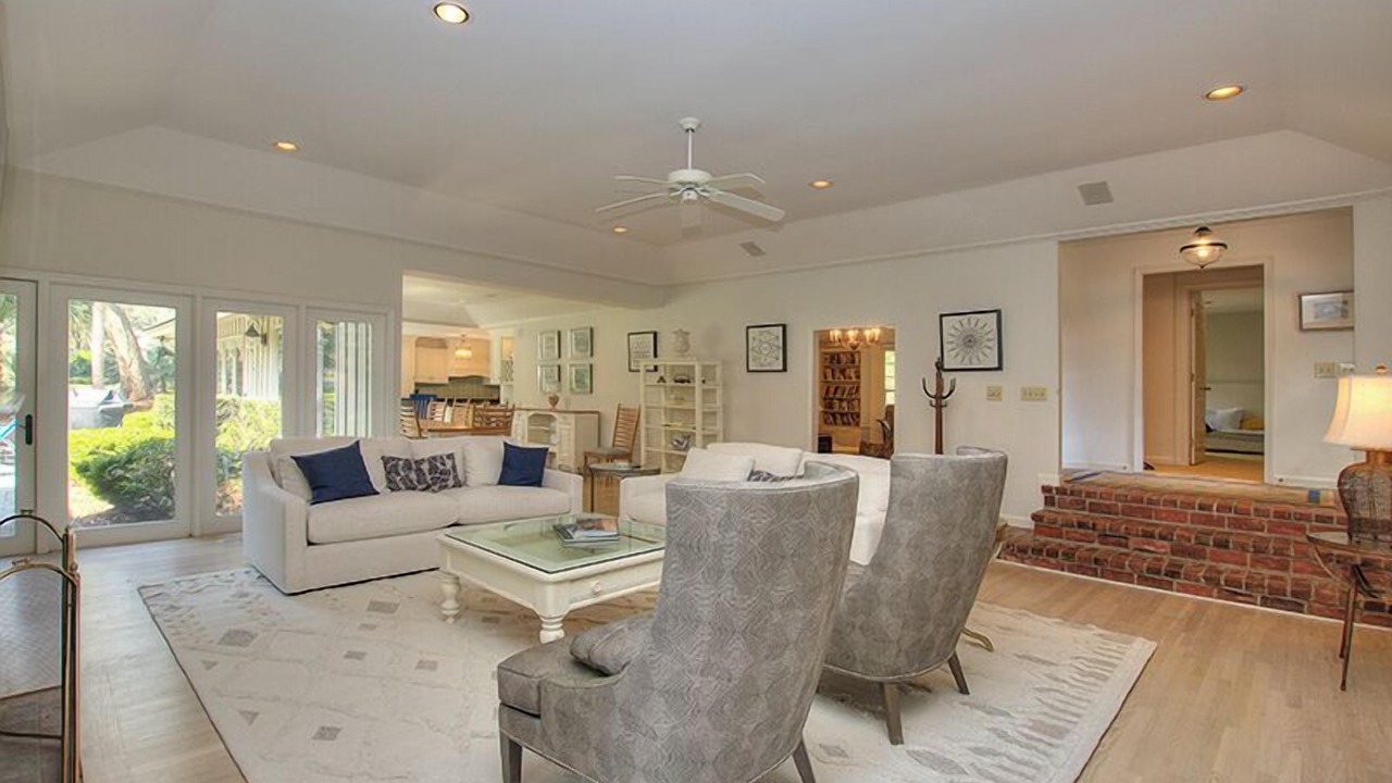 Photo of Livingroom in Beach Lagoon