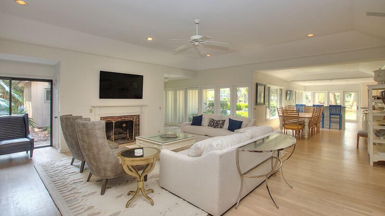 Photo of Livingroom in Beach Lagoon