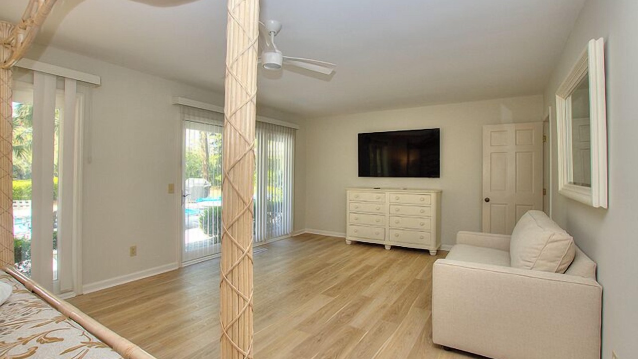 Photo of Livingroom in Beach Lagoon