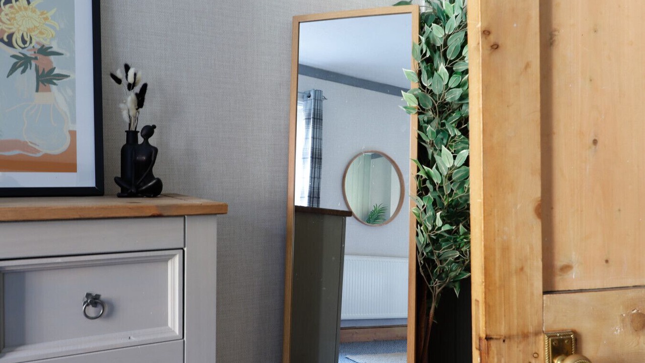 Photo of Others in Barry