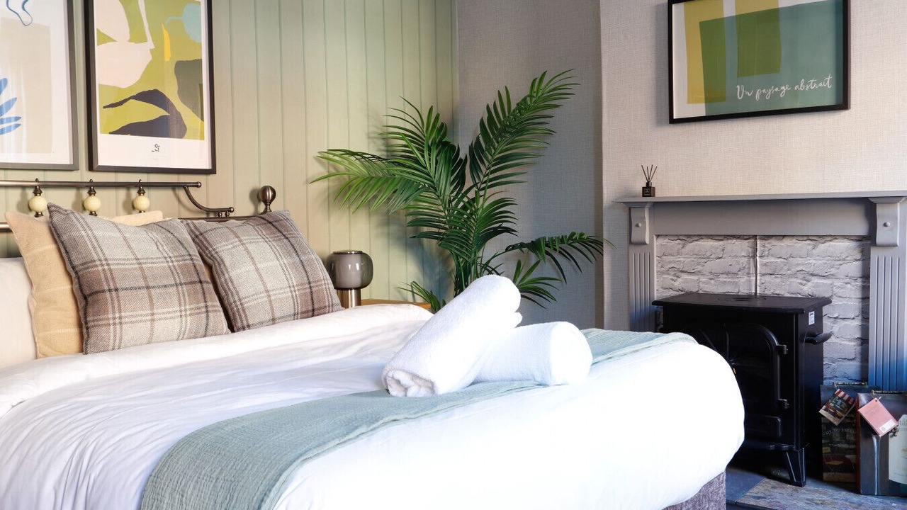 Photo of Bedroom in Barry