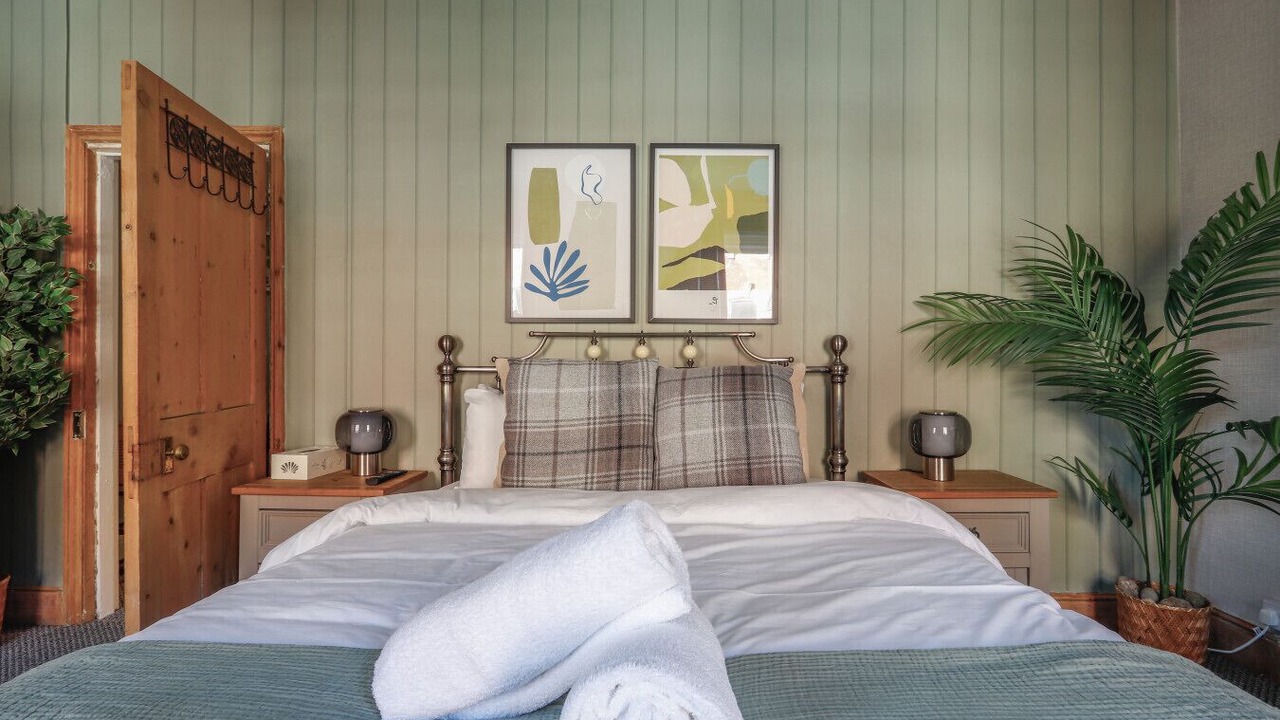 Photo of Bedroom in Barry