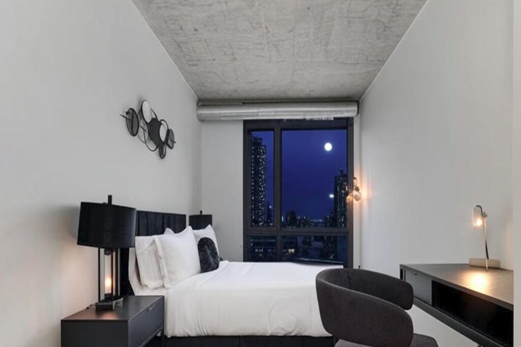 Photo of Bedroom in The Loop