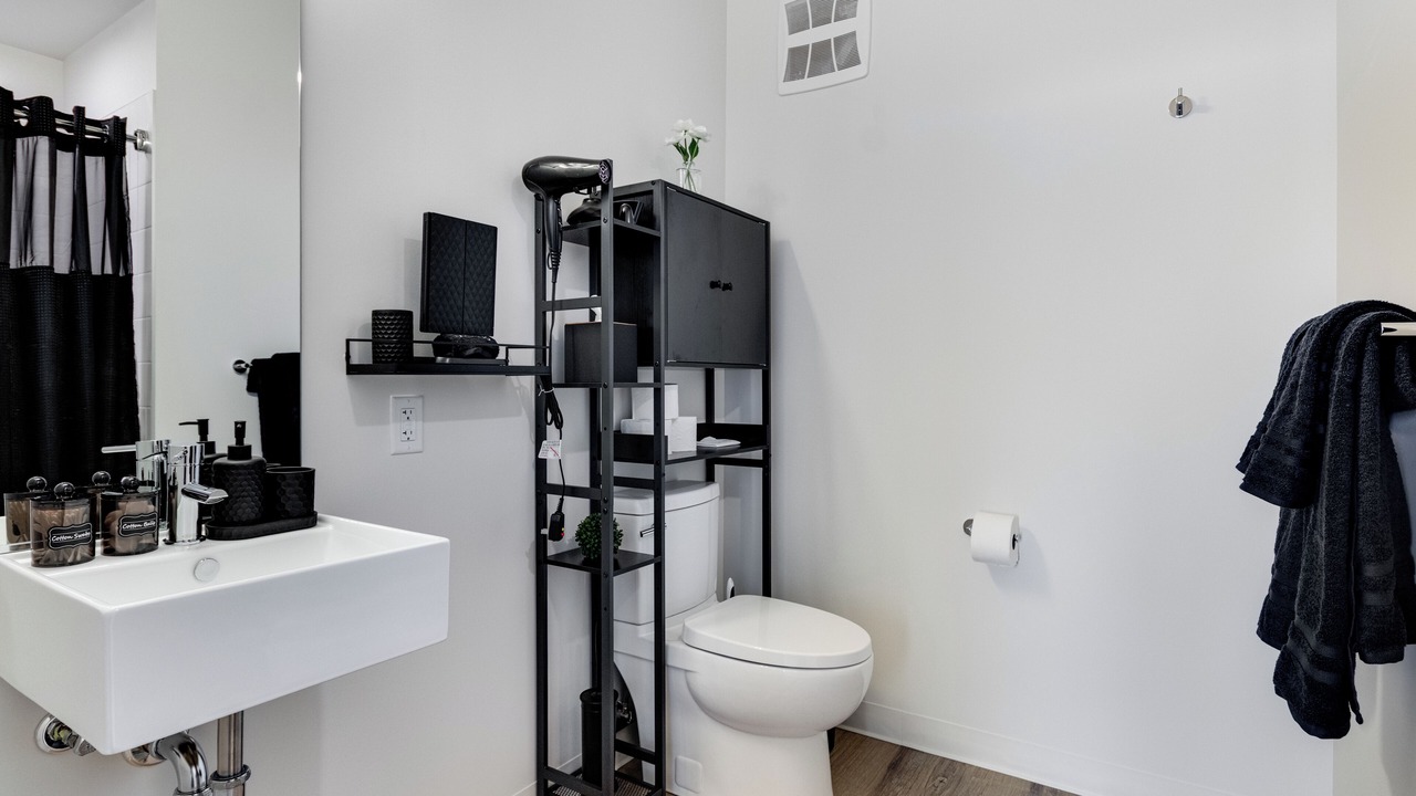 Photo of Bathroom in The Loop