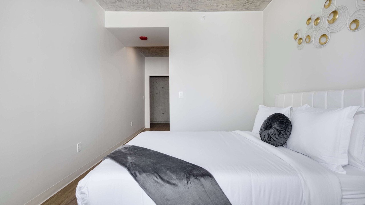 Photo of Bedroom in The Loop