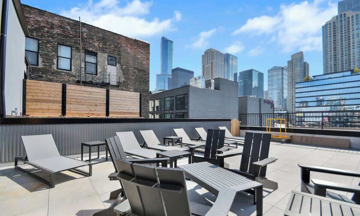 Photo of Patio Balcony in Near North Side