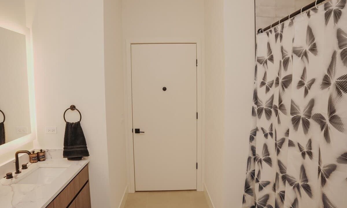 Photo of Bathroom in Near North Side