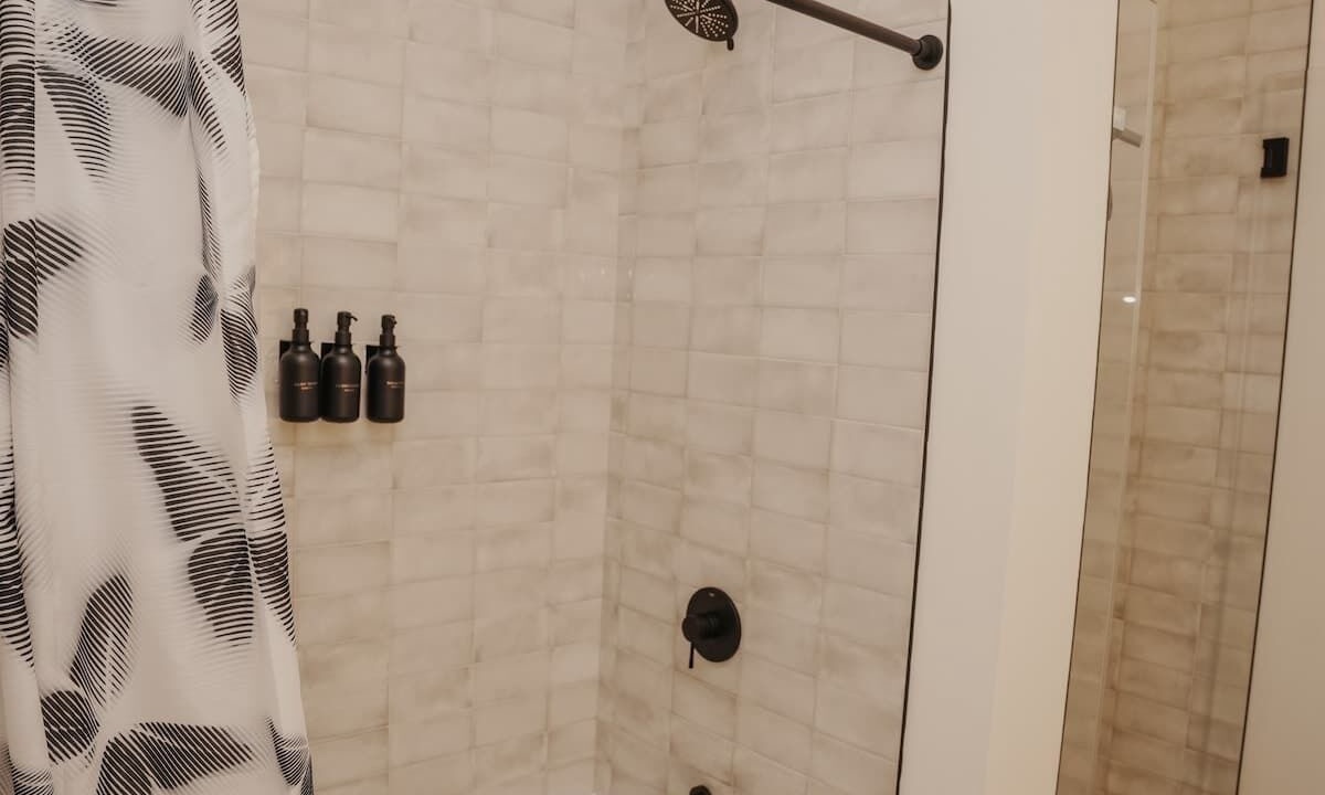 Photo of Bathroom in Near North Side