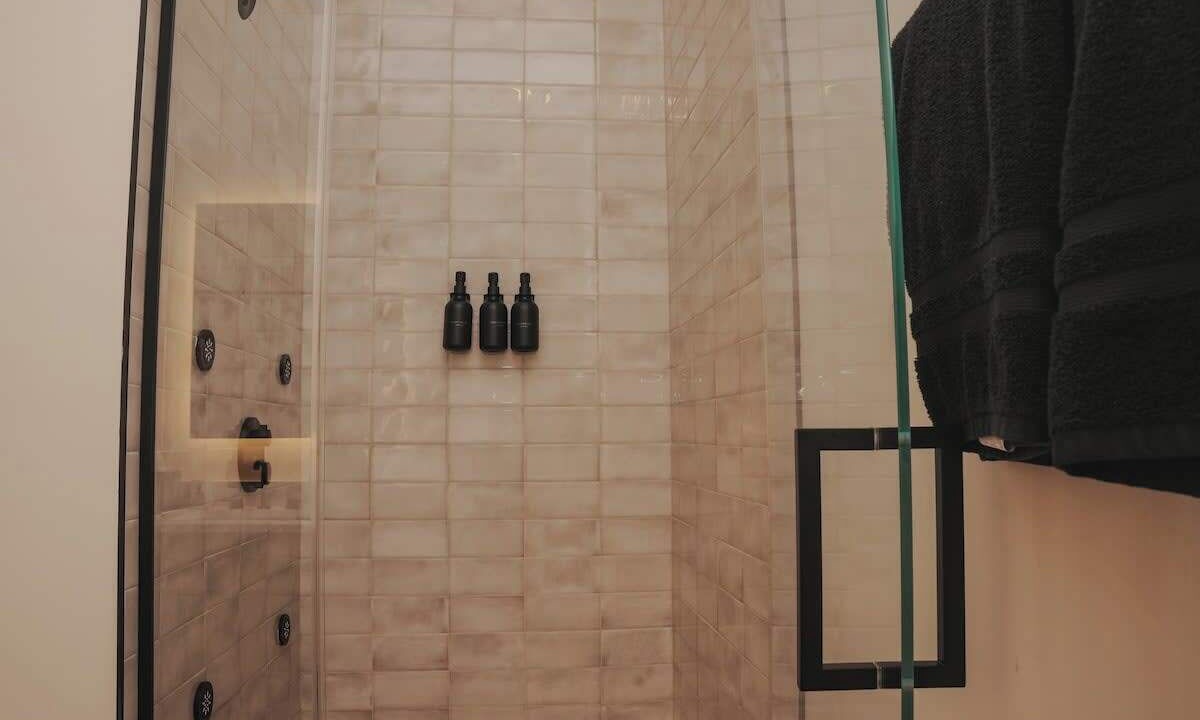 Photo of Bathroom in Near North Side