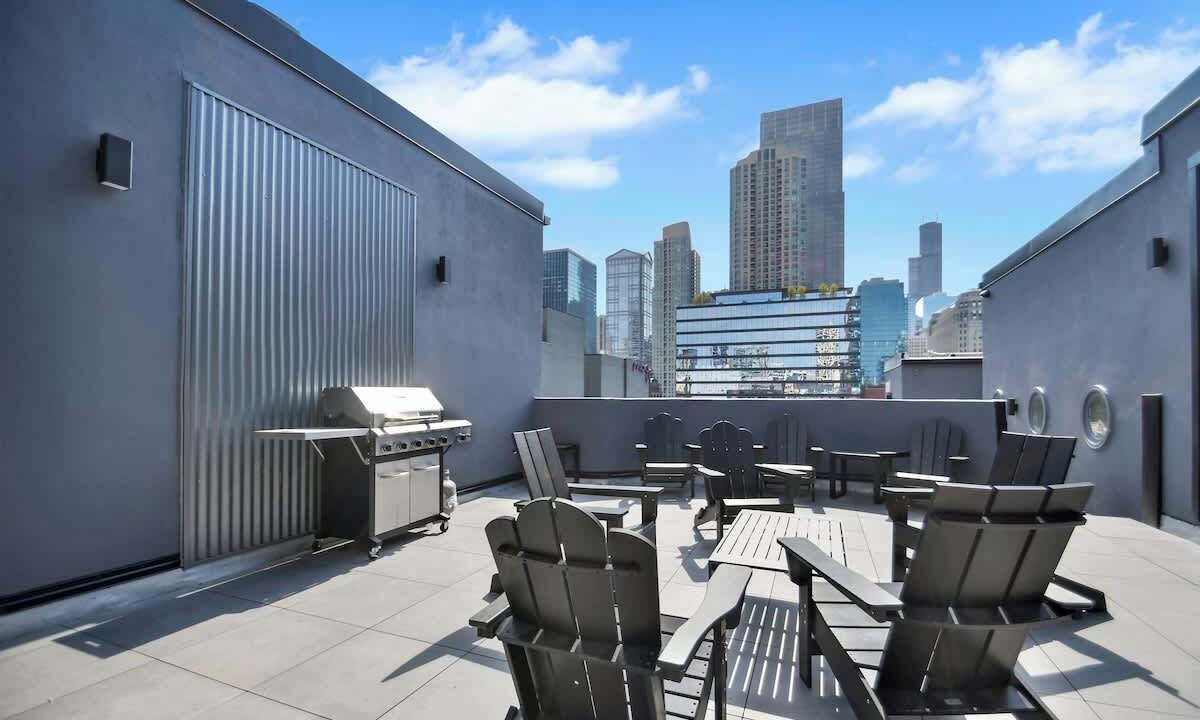 Photo of Patio Balcony in Near North Side