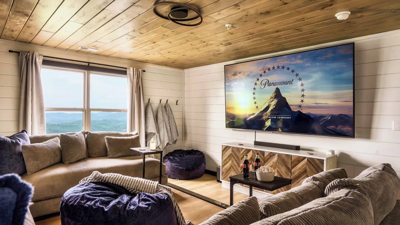 Photo of Livingroom in Smoky Mountains