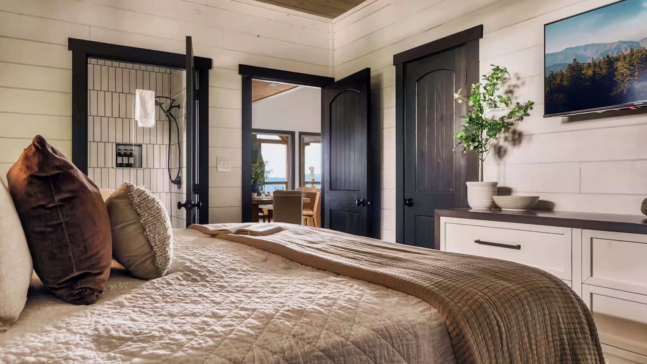 Photo of Bedroom in Smoky Mountains